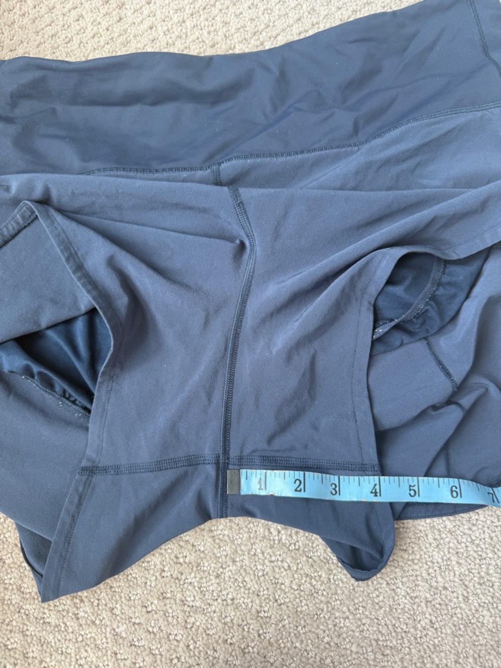 lululemon athletica Navy Women's Athletic Shorts Size 14 - Picture 2 of 5